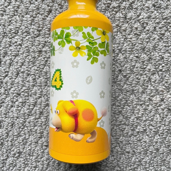 Limited Edition Preorder Pikmin 4 Stainless Steel Waterbottle With Twist Off Lid - Picture 4 of 8